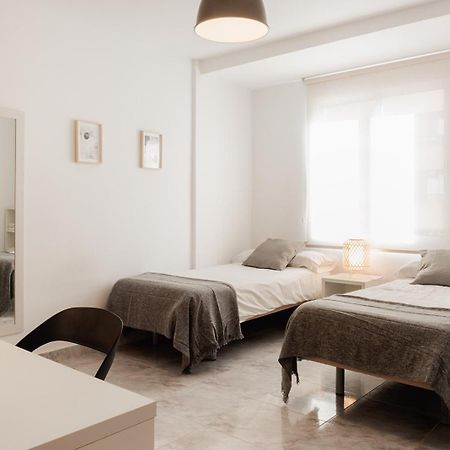 Apartamentos Fv Flats Valencia - Mestalla 9 Buitenkant foto