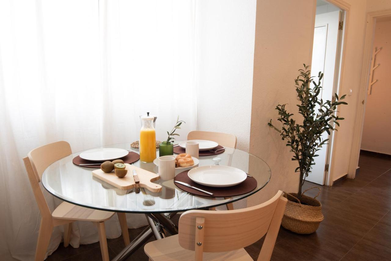 Apartamentos Fv Flats Valencia - Mestalla 9 Buitenkant foto